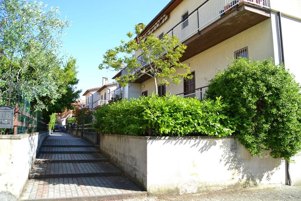 Apartment Santa Maria Bolsena Exterior foto